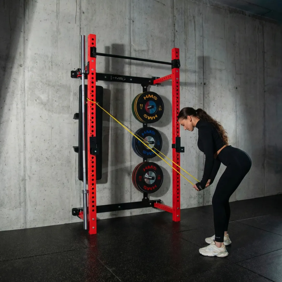 KLATKA TRENINGOWA ŚCIENNA ROZSUWANA Z ŁAWKĄ CZERWONA KLT34 HMS FITNESS